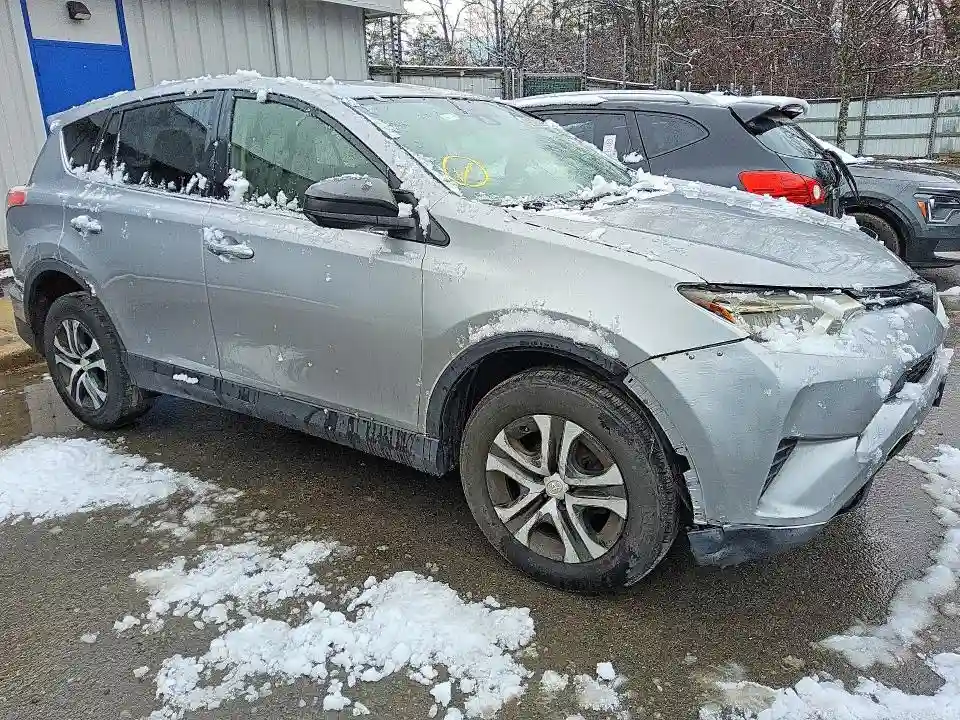 JTMBFREVXJD250713 2018 TOYOTA RAV4-3