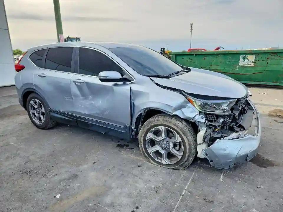 7FARW1H80JE046957 2018 HONDA CRV-3