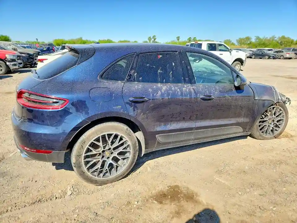 WP1AA2A57JLB20318 2018 PORSCHE MACAN-2