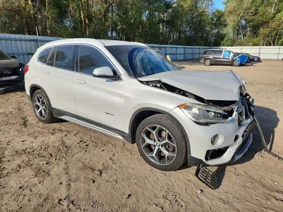 WBXHT3C37H5F87349 2017 BMW X1-3