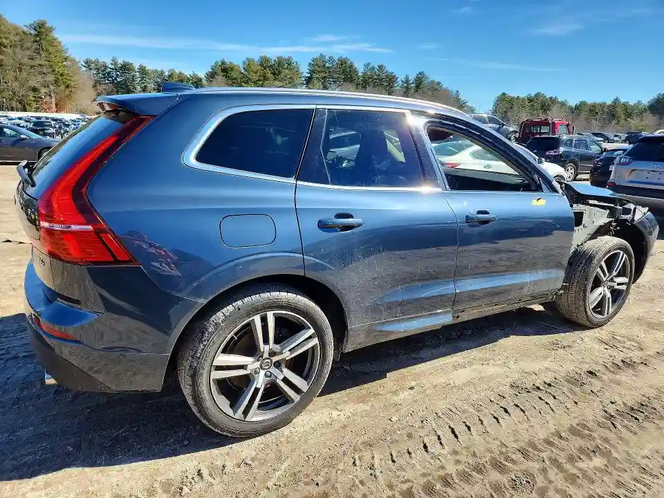 YV4A22RK9K1357492 2019 VOLVO XC60-2