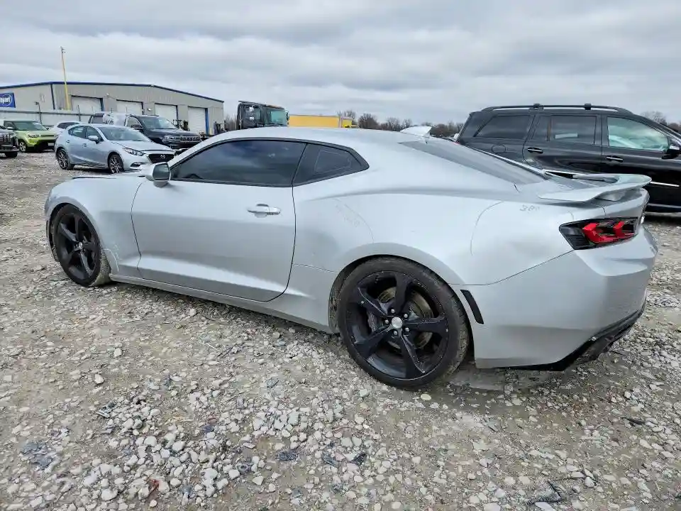 1G1FE1R77J0186339 2018 CHEVROLET CAMARO-1