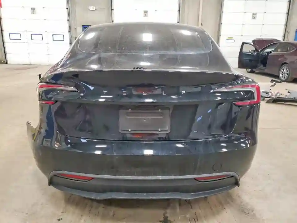 5YJ3E1EA1SF977089 2025 TESLA MODEL 3-5