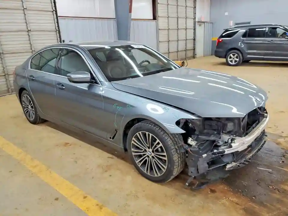 WBAJE7C56KWD55230 2019 BMW 5 SERIES-3