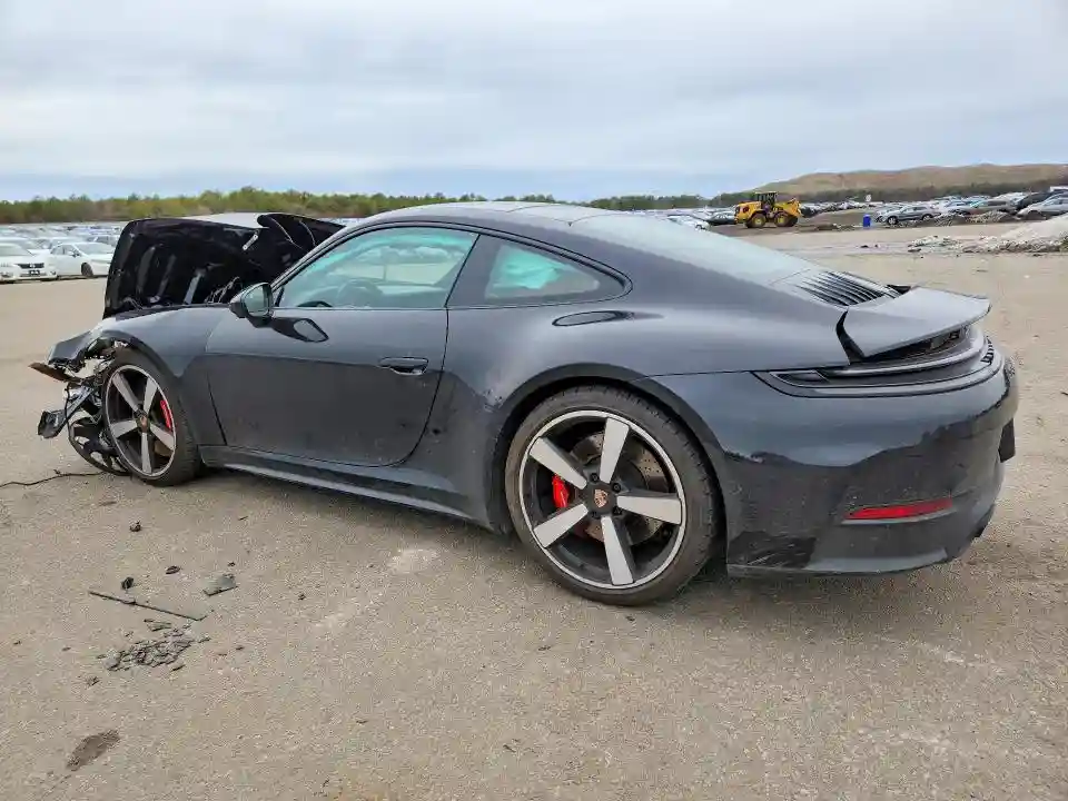 WP0AH2A93TS213118 2026 PORSCHE 911-1