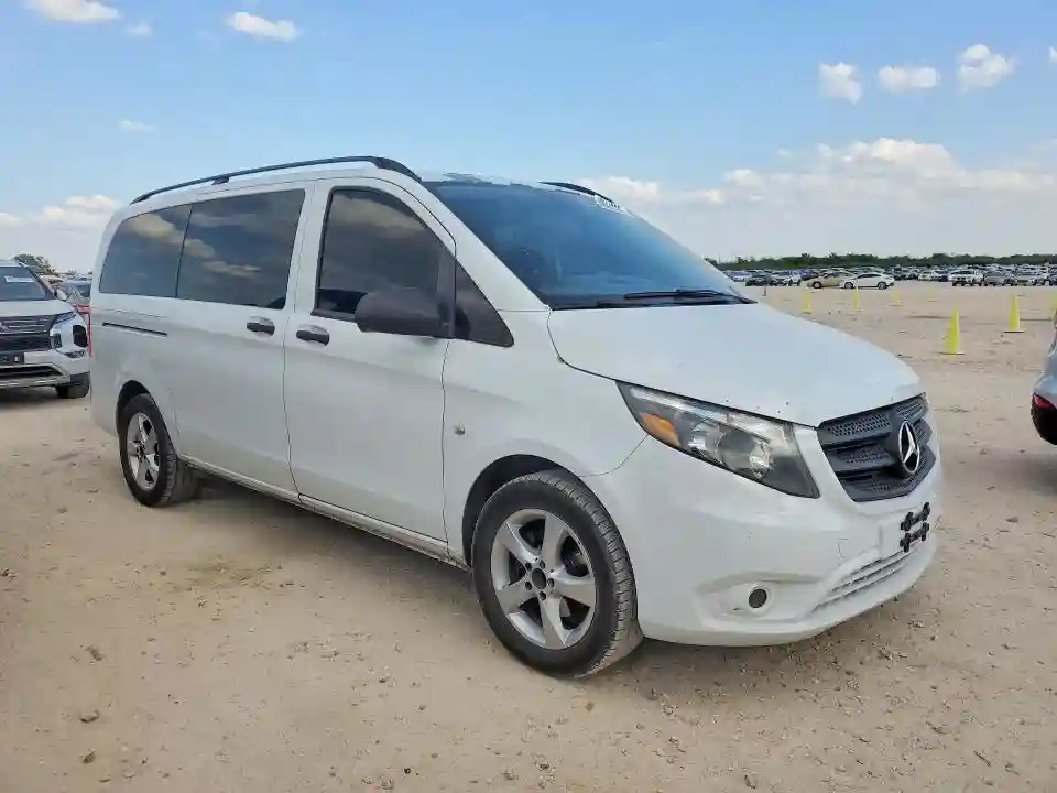 WD4PG2EE4G3095963 2016 MERCEDES BENZ METRIS-3