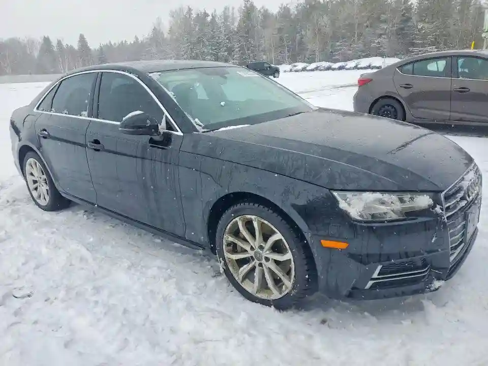 WAUBNAF44JA029021 2018 AUDI A4-3
