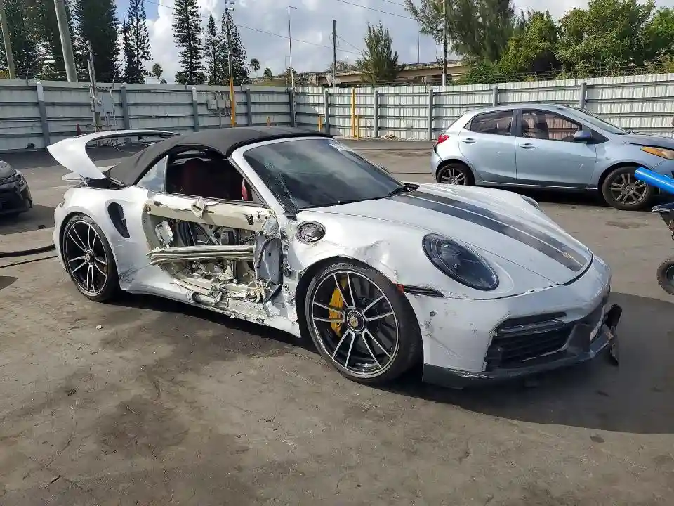 WP0CD2A98PS263572 2023 PORSCHE 911-3