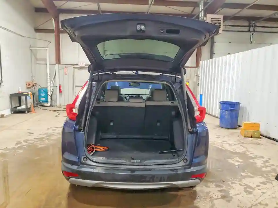 7FARW2H82JE032001 2018 HONDA CRV-5