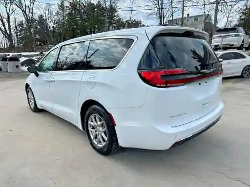 2C4RC1BGXRR116274 2024 CHRYSLER PACIFICA-1