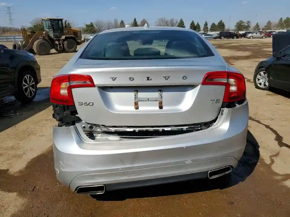 YV126MFK4G2413085 2016 VOLVO S60-5