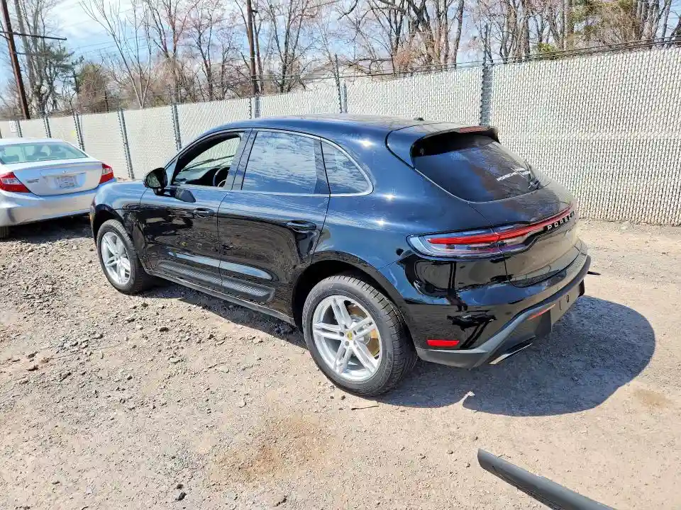 WP1AA2A54TLB00692 2026 PORSCHE MACAN-1
