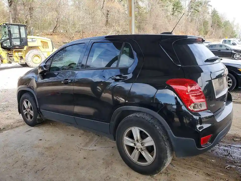 KL7CJKSB3LB076760 2020 CHEVROLET TRAX-1