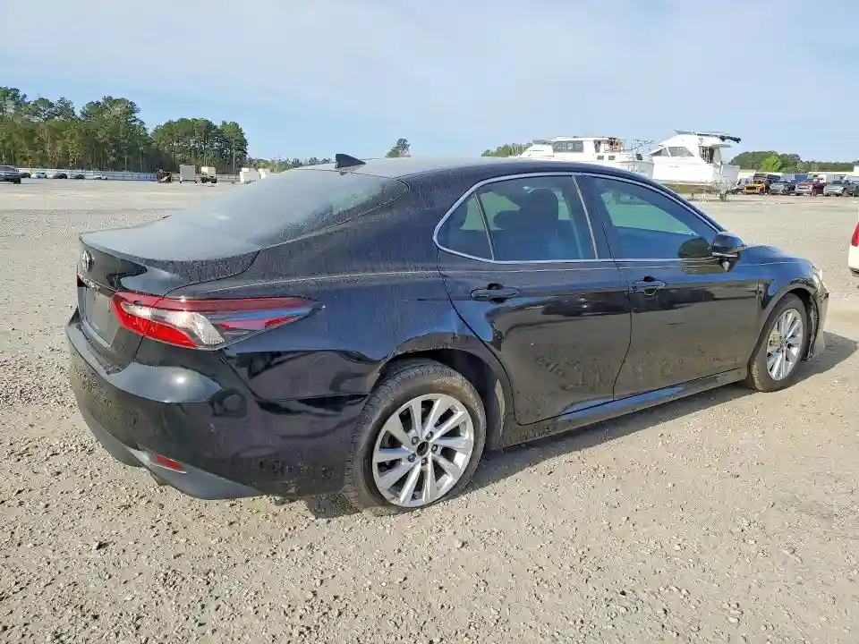 4T1R11AK5MU583119 2021 TOYOTA CAMRY-2