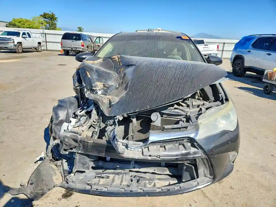4T4BF1FK3FR483072 2015 TOYOTA CAMRY-4