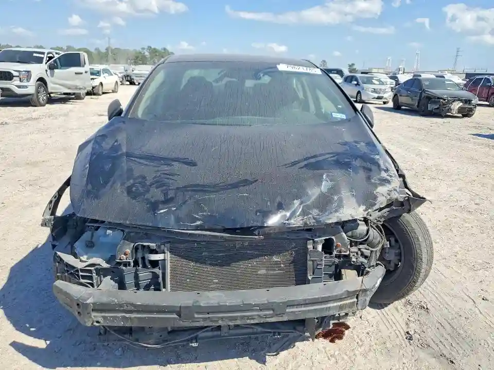 3KPFK4A74HE158321 2017 KIA FORTE-4