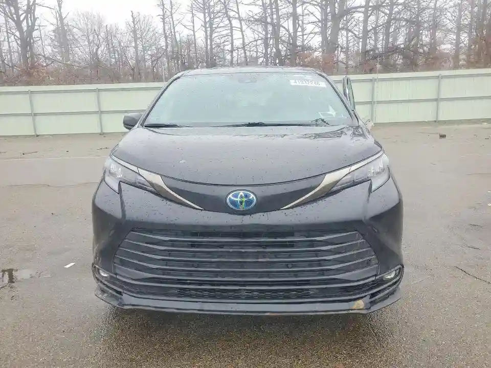 5TDCSKFC4PS083847 2023 TOYOTA SIENNA-4