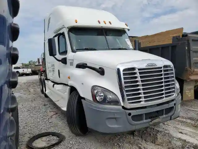 3AKJGLD53FSGS8925 2015 FREIGHTLINER ALL OTHER-0