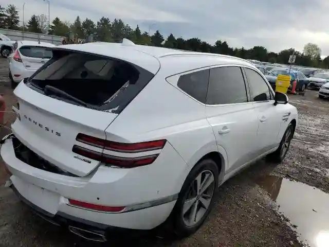 KMUHCESC0MU038158 2021 GENESIS GV80-2