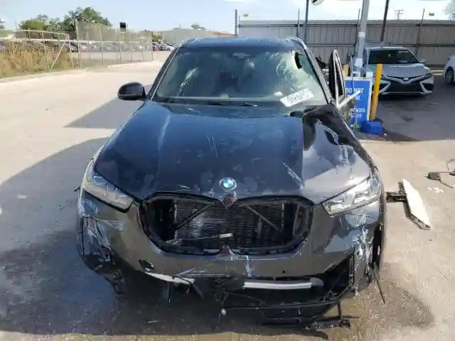 5UX13EU09R9T53699 2024 BMW X5-4