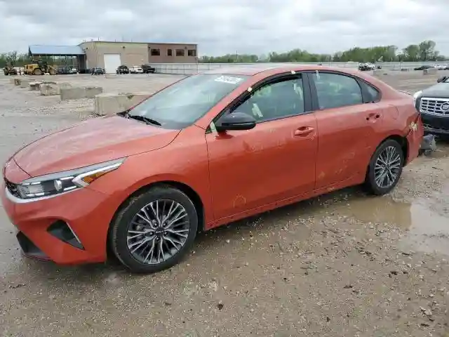 3KPF54ADXPE523404 2023 KIA FORTE-0