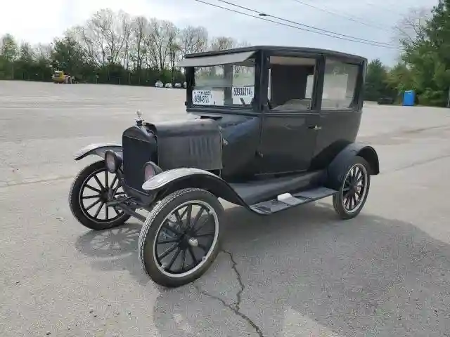 8502555 1923 FORD MODEL-T-0