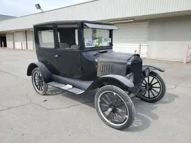 8502555 1923 FORD MODEL-T-3