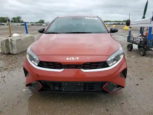 3KPF54ADXPE523404 2023 KIA FORTE-4