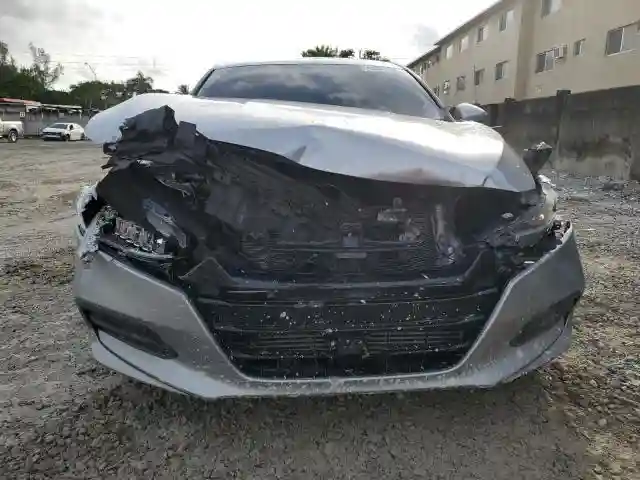 1HGCV1F16KA101322 2019 HONDA ACCORD-4