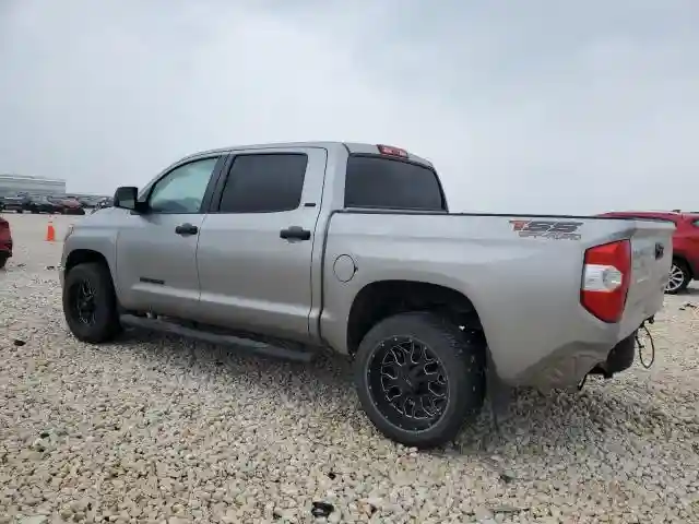 5TFEM5F17KX135901 2019 TOYOTA TUNDRA-1