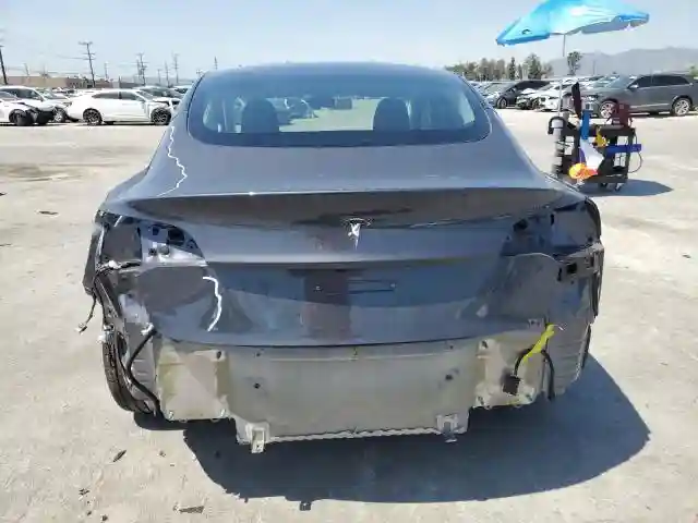 5YJ3E1EA1PF694473 2023 TESLA MODEL 3-5