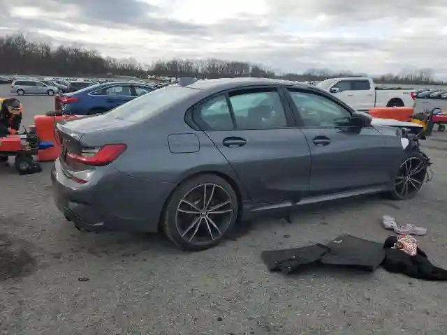 3MW5R7J08M8B50773 2021 BMW 3 SERIES-2