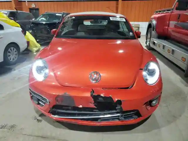 3VW5DAAT8JM508351 2018 VOLKSWAGEN BEETLE-4