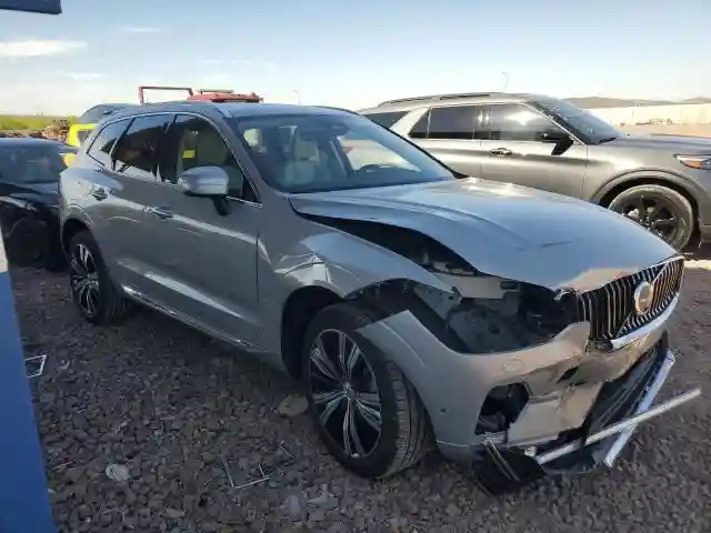 YV4062RA7P1351902 2023 VOLVO XC60 ULTIM-3