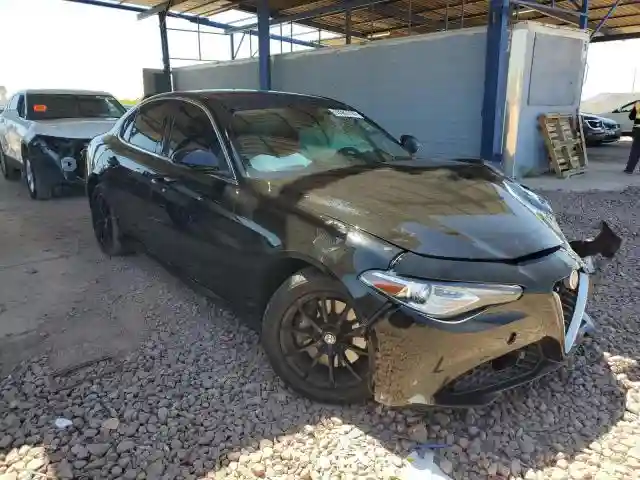 ZARFAEBN6J7575134 2018 ALFA ROMEO GIULIA-3