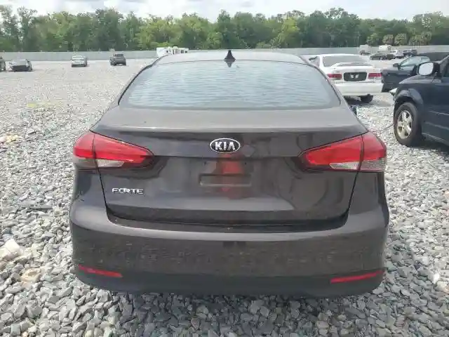 3KPFK4A73JE198735 2018 KIA FORTE-5