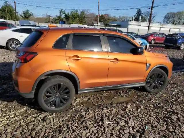 JA4APUAU0MU004180 2021 MITSUBISHI OUTLANDER-2