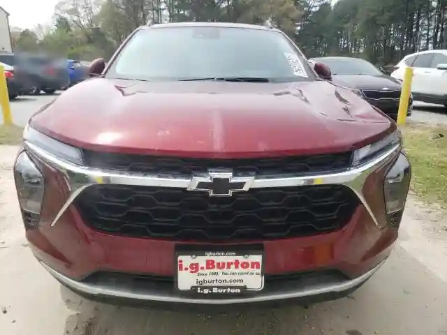 KL77LHEP0SC070994 2025 CHEVROLET TRAX-4
