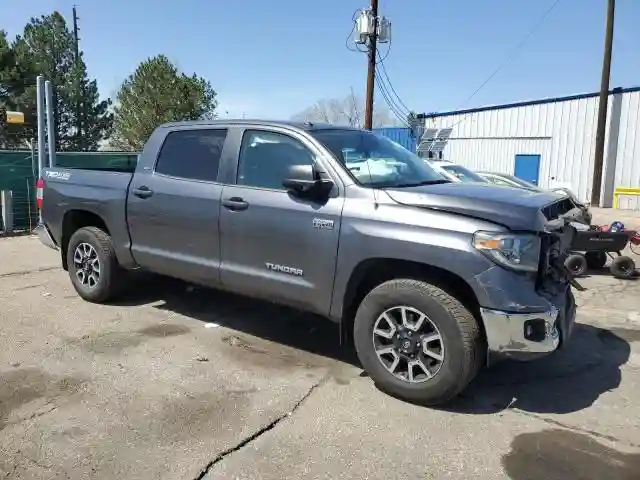 5TFDY5F19JX711681 2018 TOYOTA TUNDRA-3