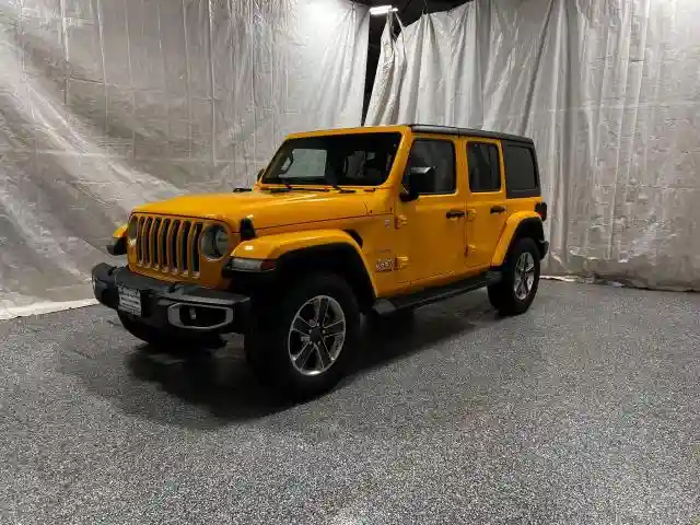 1C4HJXEG6MW754621 2021 JEEP WRANGLER-1