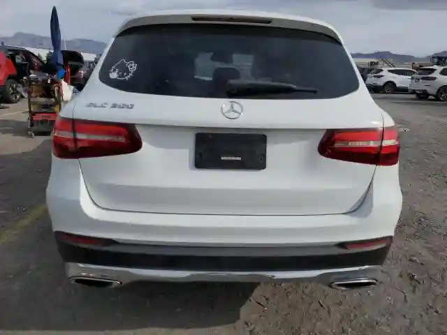 WDC0G4JB1KF588004 2019 MERCEDES-BENZ GLC-CLASS-5