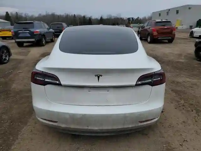 5YJ3E1EA1NF152187 2022 TESLA MODEL 3-5