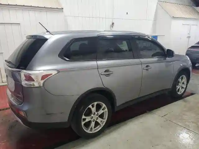 JA4AZ3A38FZ007149 2015 MITSUBISHI OUTLANDER-2