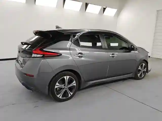 1N4AZ1CV8MC551908 2021 NISSAN LEAF-2