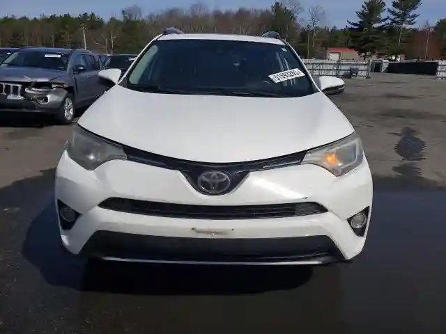 2T3WFREV4JW476959 2018 TOYOTA RAV4-4