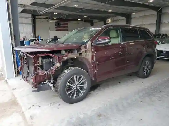 5TDJZRFH8HS371458 2017 TOYOTA HIGHLANDER-0