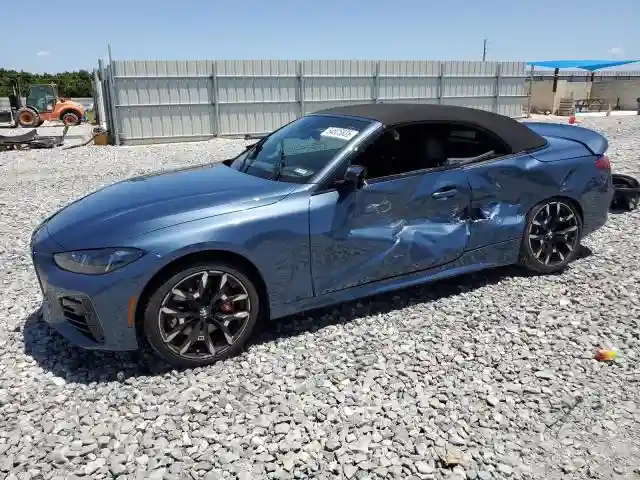 WBA73DB01SCT93631 2025 BMW M4-0