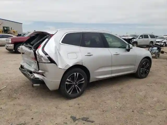 LYV102RK8KB177051 2019 VOLVO XC60-2