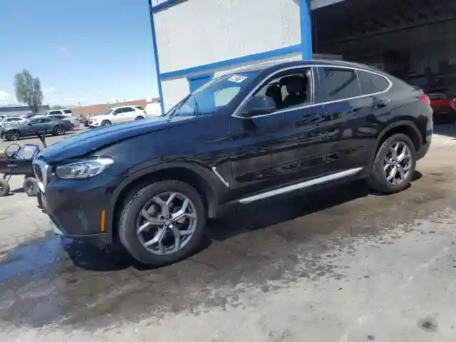 5UX33DT05R9V80084 2024 BMW X4-0