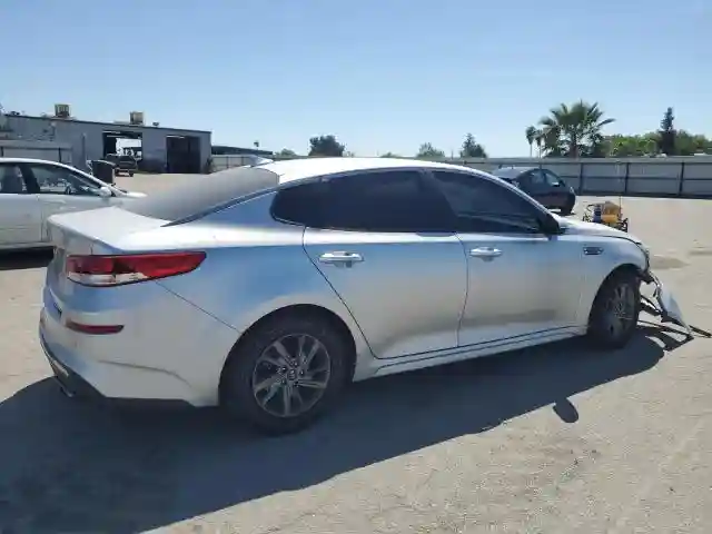 5XXGT4L32KG358334 2019 KIA OPTIMA-2